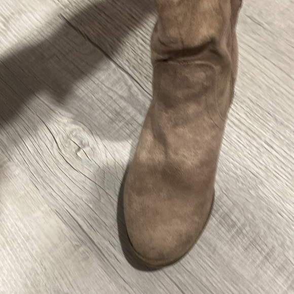 Knee boots, taupe, with sweater material in back lace up inset. - Picture 3 of 6